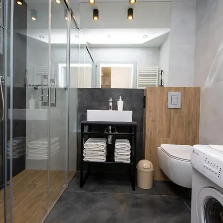 Inpoint Apartments G11 Near Old Town & Kazimierz District & Parking Option Krakow Exterior photo