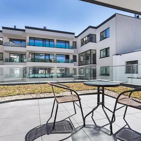 Inpoint Apartments G11 Near Old Town & Kazimierz District & Parking Option Krakow Exterior photo