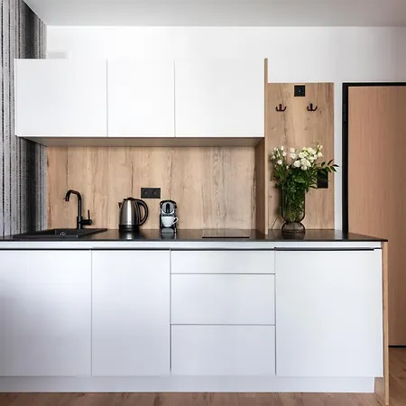 Inpoint Apartments G11 Near Old Town & Kazimierz District & Parking Option Krakow Exterior photo