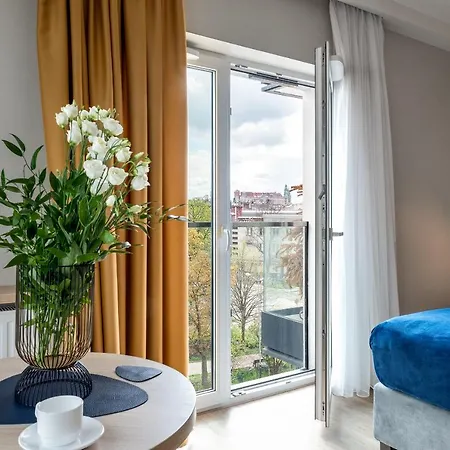 Inpoint Apartments G11 Near Old Town & Kazimierz District & Parking Option Krakow Exterior photo
