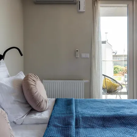 Inpoint Apartments G11 Near Old Town & Kazimierz District & Parking Option Krakow Exterior photo