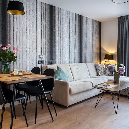 Inpoint Apartments G11 Near Old Town & Kazimierz District & Parking Option Krakow Exterior photo