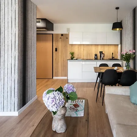 Inpoint Apartments G11 Near Old Town & Kazimierz District & Parking Option Krakow Exterior photo