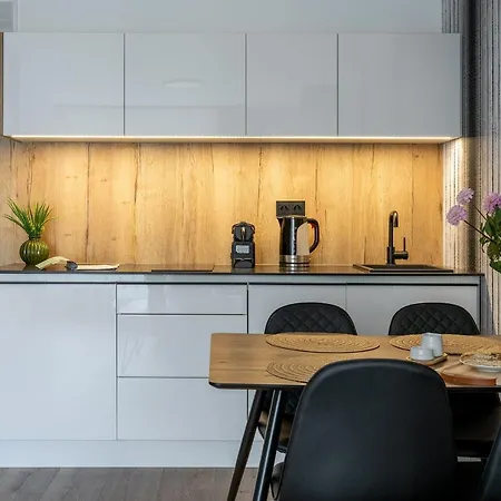Inpoint Apartments G11 Near Old Town & Kazimierz District & Parking Option Krakow Exterior photo