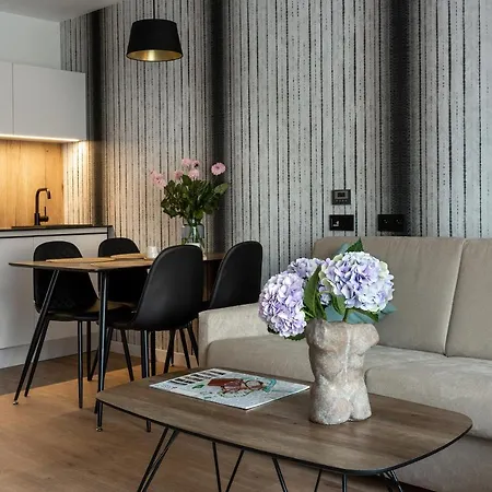 Inpoint Apartments G11 Near Old Town & Kazimierz District & Parking Option Krakow Exterior photo