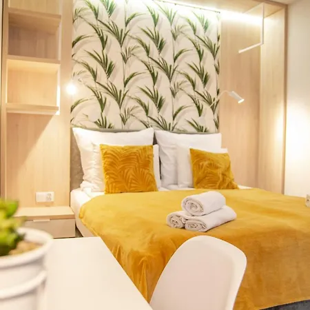 Inpoint Apartments G11 Near Old Town & Kazimierz District & Parking Option Krakow Exterior photo