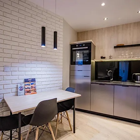 Inpoint Apartments G11 Near Old Town & Kazimierz District & Parking Option Krakow Exterior photo