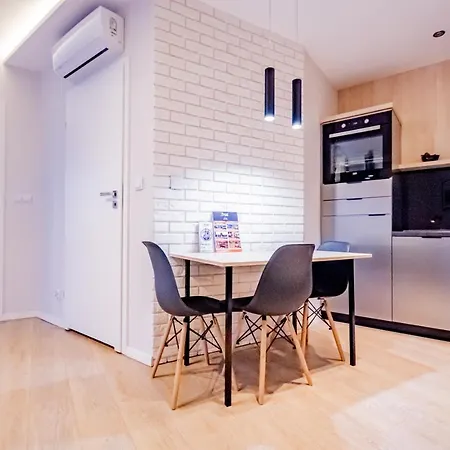 Inpoint Apartments G11 Near Old Town & Kazimierz District & Parking Option Krakow Exterior photo