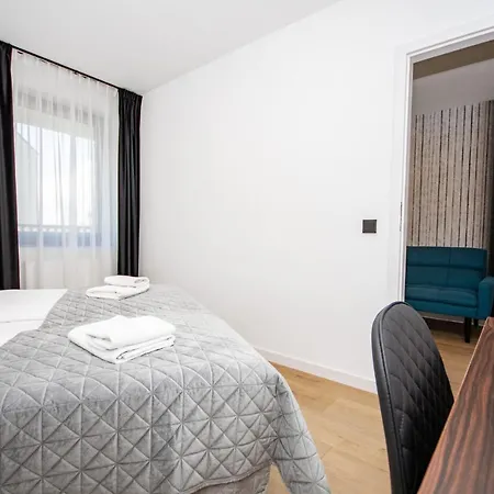 Inpoint Apartments G11 Near Old Town & Kazimierz District & Parking Option Krakow Exterior photo