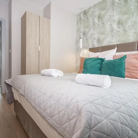 Inpoint Apartments G11 Near Old Town & Kazimierz District & Parking Option Krakow Exterior photo