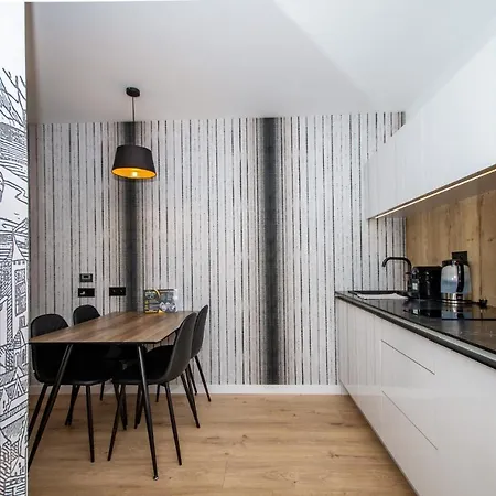 Inpoint Apartments G11 Near Old Town & Kazimierz District & Parking Option Krakow Exterior photo