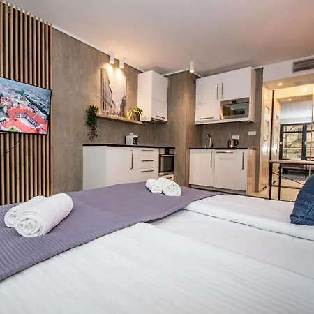 Inpoint Apartments G11 Near Old Town & Kazimierz District & Parking Option Krakow Room photo