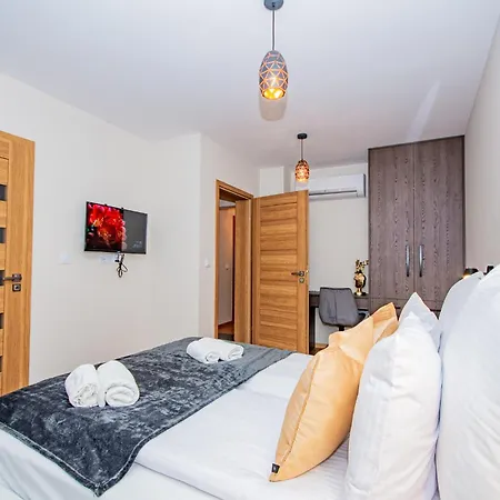 Inpoint Apartments G11 Near Old Town & Kazimierz District & Parking Option Krakow Room photo