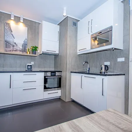 Inpoint Apartments G11 Near Old Town & Kazimierz District & Parking Option Krakow Exterior photo
