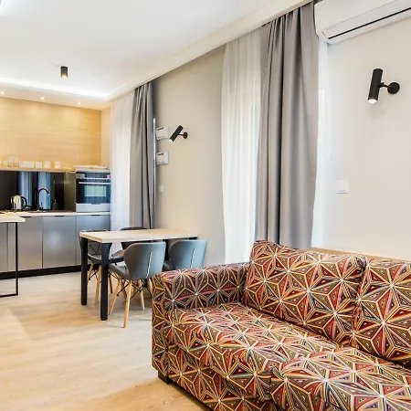 Inpoint Apartments G11 Near Old Town & Kazimierz District & Parking Option Krakow Room photo