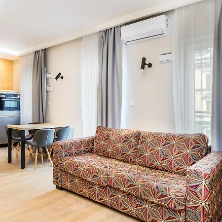 Inpoint Apartments G11 Near Old Town & Kazimierz District & Parking Option Krakow Room photo