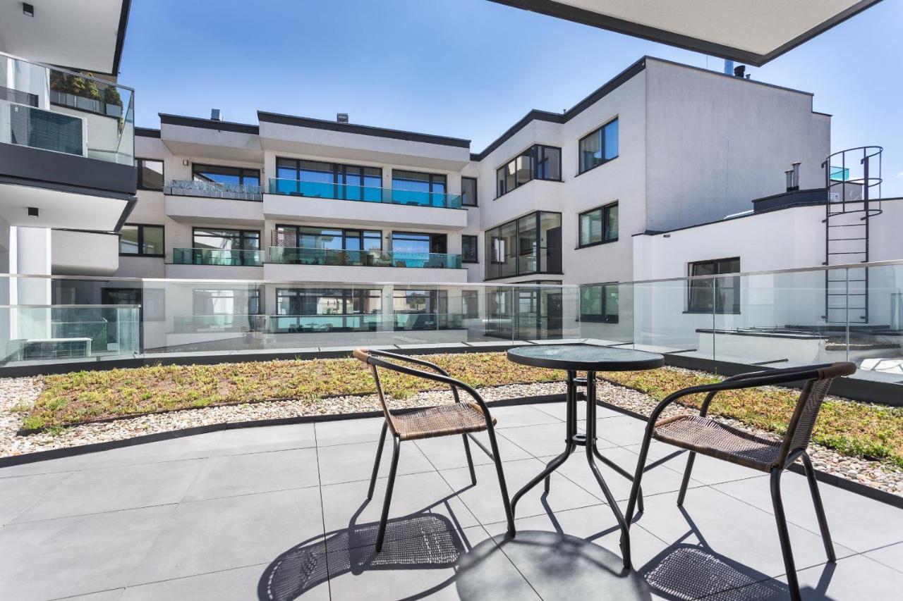 Apartment Inpoint G11 Near Old Town & Kazimierz District & Parking Option Krakow