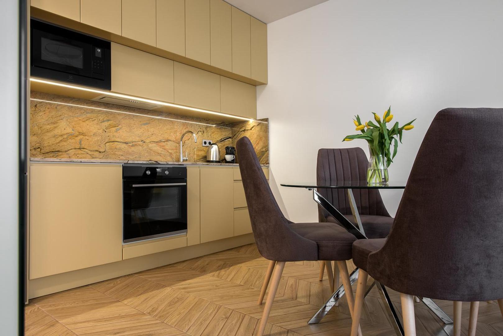 Inpoint G11 Near Old Town & Kazimierz District & Parking Option Apartment Krakow